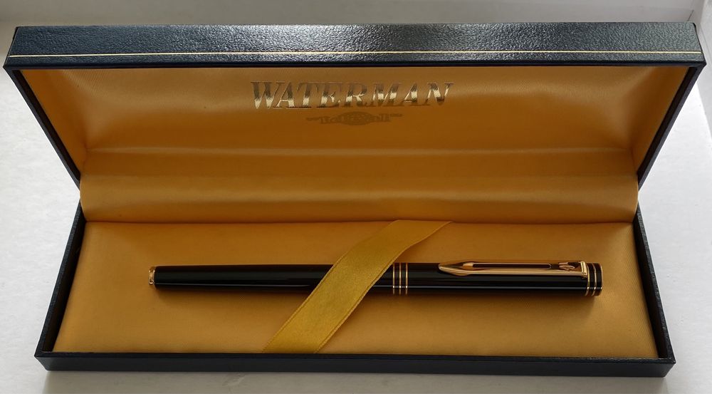 Caneta Waterman com aparo em ouro 18K