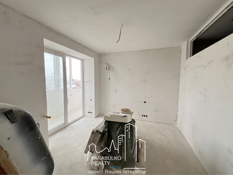 Продам 2-х кімнатну квартиру під чистовий ремонт!