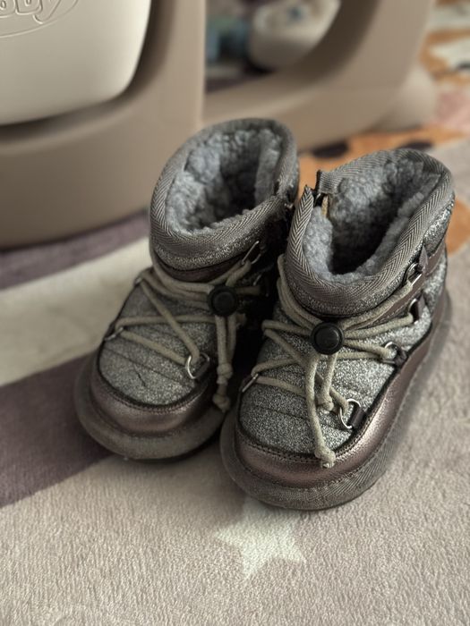 Зимові ботинки, угги, уги стильні 21 розмір