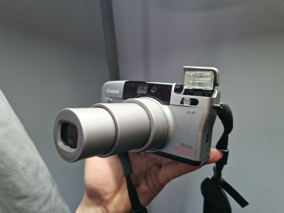 Aparat analogowy Canon Prima super135