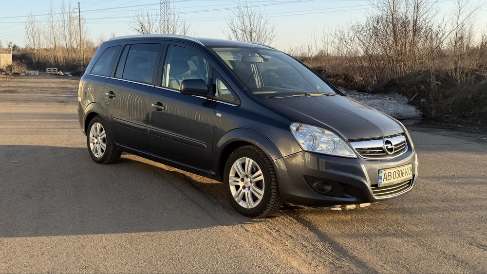 Opel Zafira 1.7 tdi 7 місць 2011р