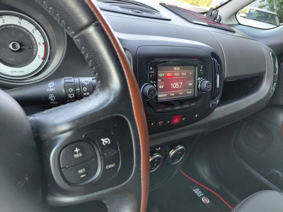 Продам Fiat 500 L 2015 г ОБМЕН
