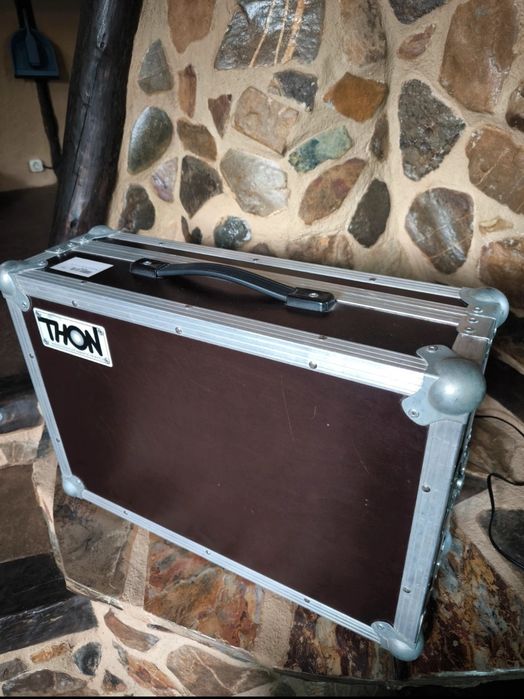 Tascam DP24 SD/MIDI +flight case