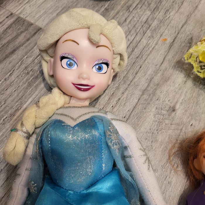 Elza I Anna lalki