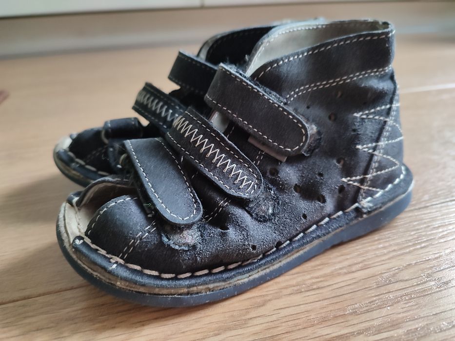 Buty Danielki dziecięce ortopedyczne rozm. 23