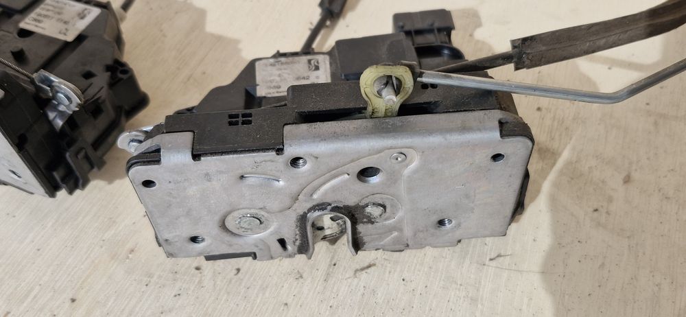 Fechadura  de porta frente Citroën Jumper, Fiat, Peugeot Mod.2011.