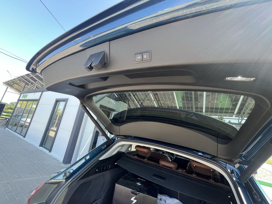 Audi E-tron 95KwH