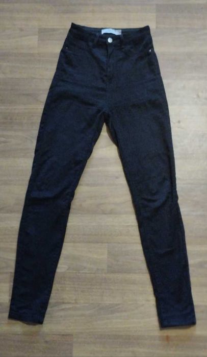 Віддам джинси XS 2 штуки