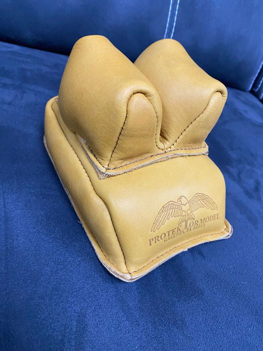 Protektor подушка опора для стрельбы ,BR, varmint,  кожа USA