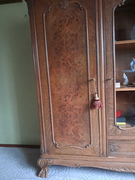 Piękna stara komoda