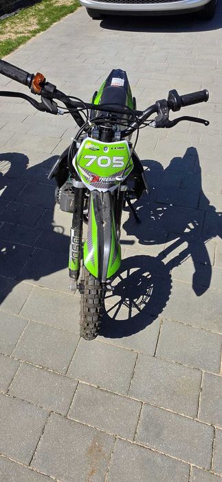 Mini Cross 49CC Asix 705 E-Start