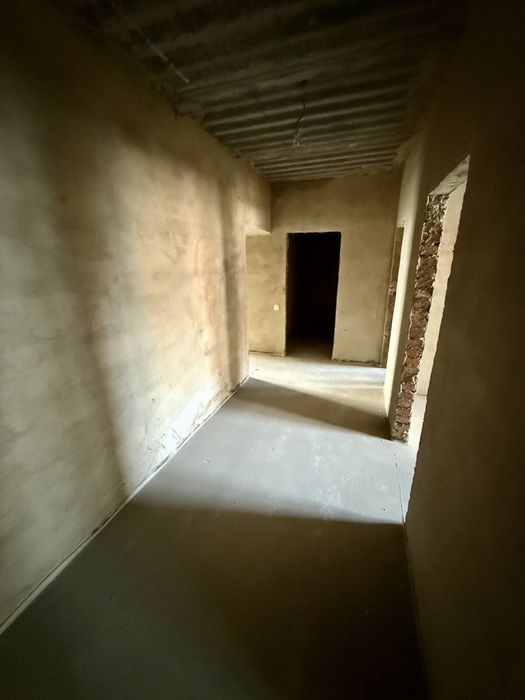 Продам 3 кімнатна квартира на Щасливому