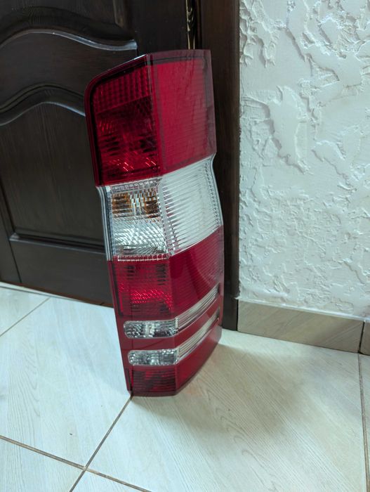 Фара задняя правая Mercedes Sprinter W906 06-17 89504031
