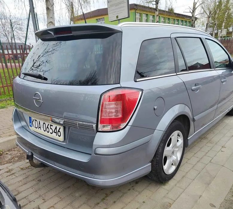Opel Astra H OPC Line