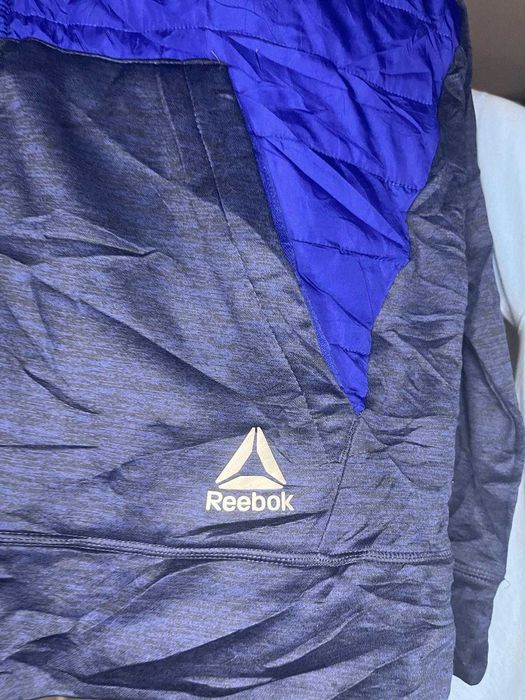 Casaco Azul, Reebok