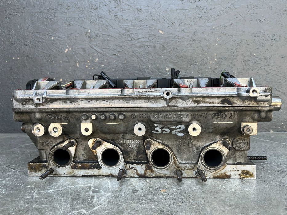 ГБЦ головка блока VW Golf 5 Passat B6 Touran Mitsubishi Lancer 2.0 TDI