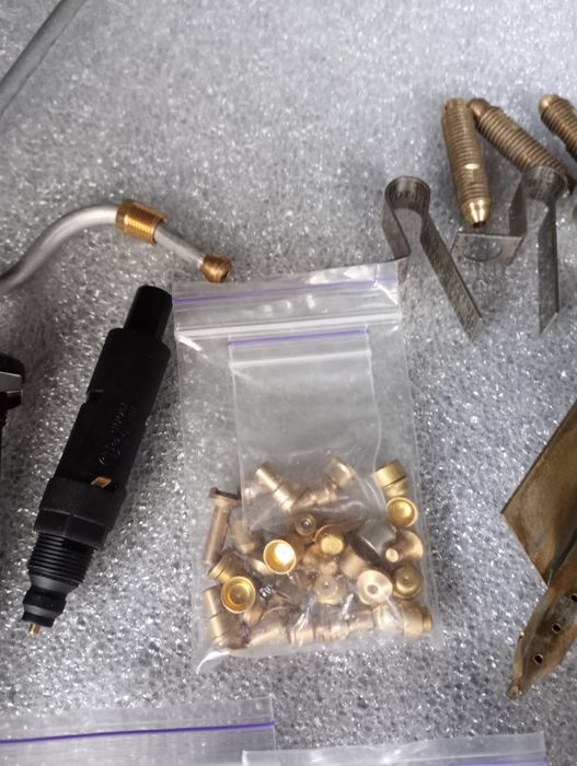 Запчастини до газових котлів.