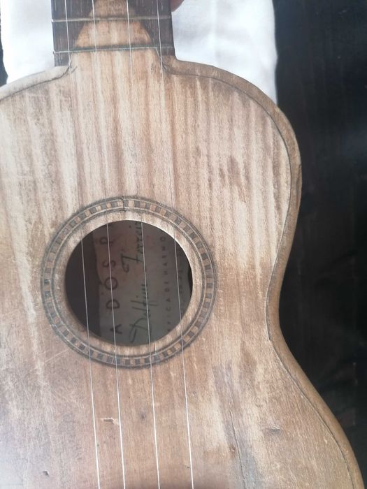 cavaquinho antigo delfim ferreira a funcionar