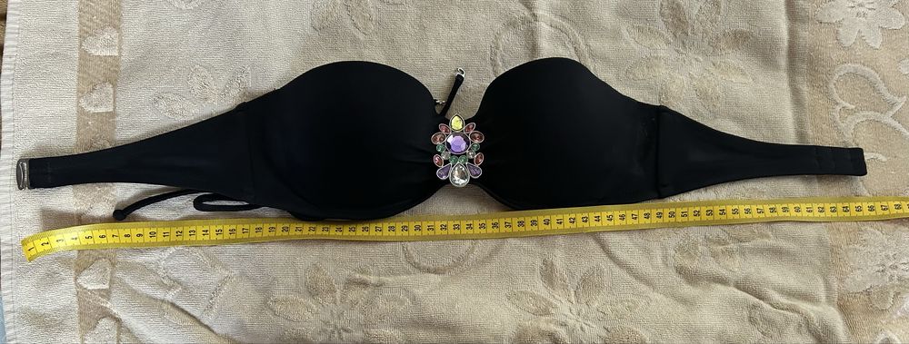 Бюст  от купальника Victoria’s Secret