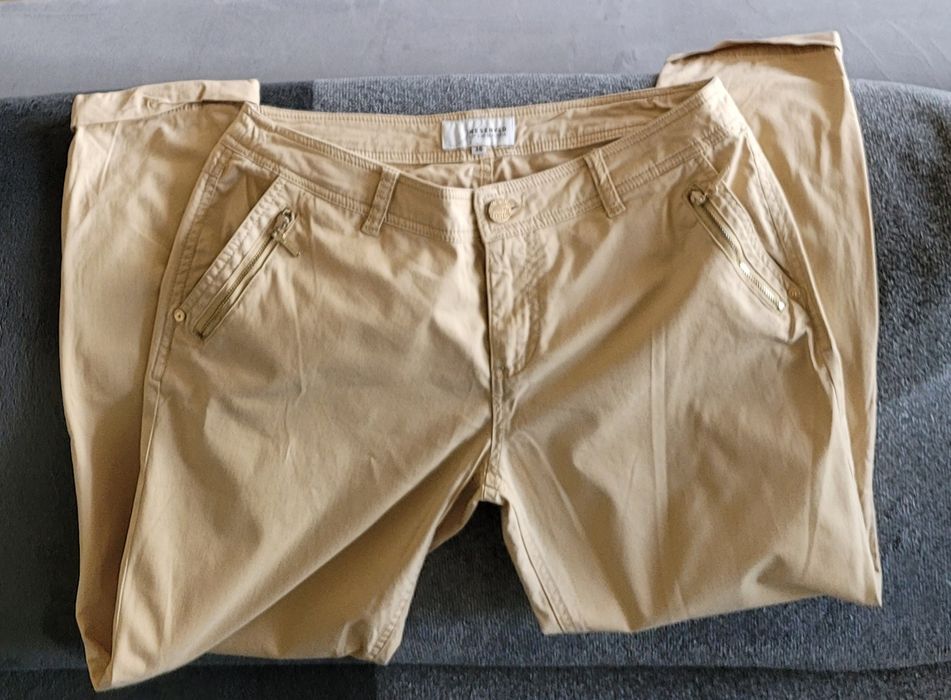 Spodnie Reserved 38 beż na lato chinosy