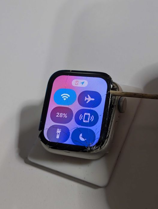 Під переклей скла дисплей екран Apple Watch se 40