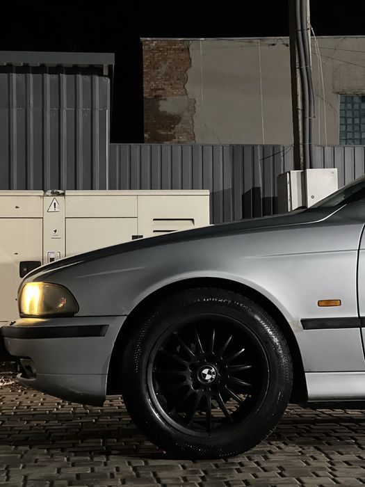 Продам BMW E39 2.0