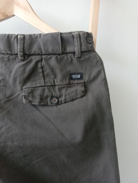 Calça clássica castanha DR&N
