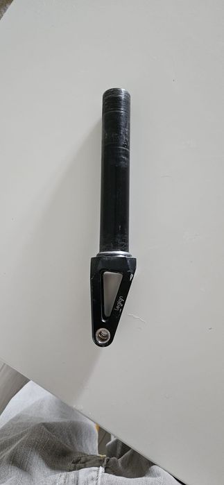 Widelec do hulajnogi