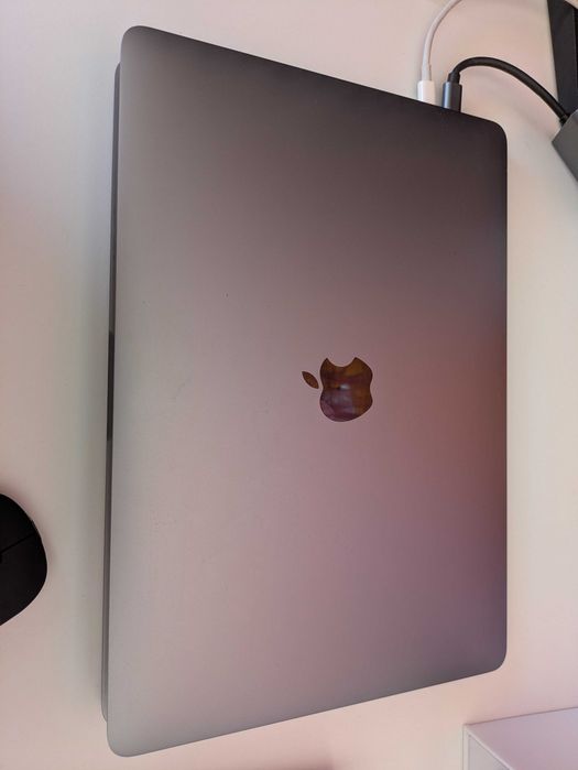 MacBook Pro (13 polegadas, 2016, quatro portas Thunderbolt 3)