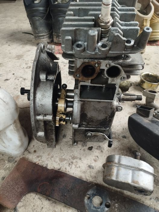 Бензогазонокосарка Аеро по запчастинах