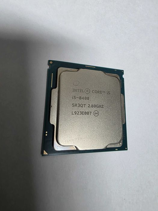 Processador Intel i5-8400 2.8GHz + Cooler Intel Foxconn