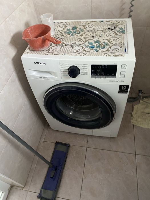Стиральная машинка почти новая
