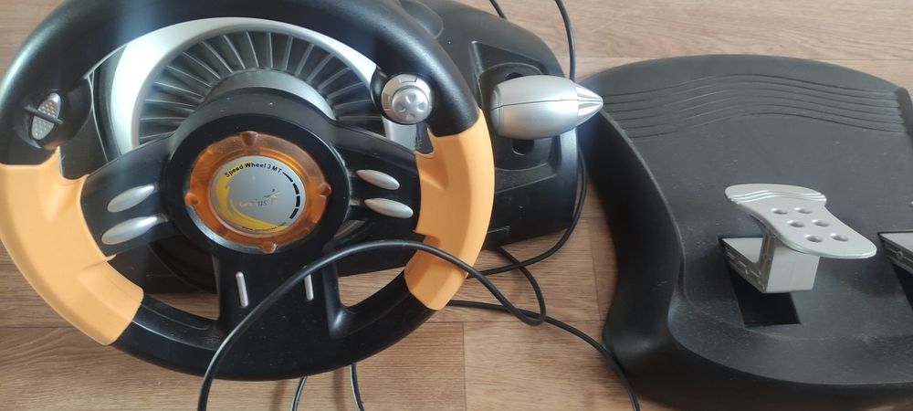 Игровой руль и педали Genius Speed Wheel 3 MT Vibration USB