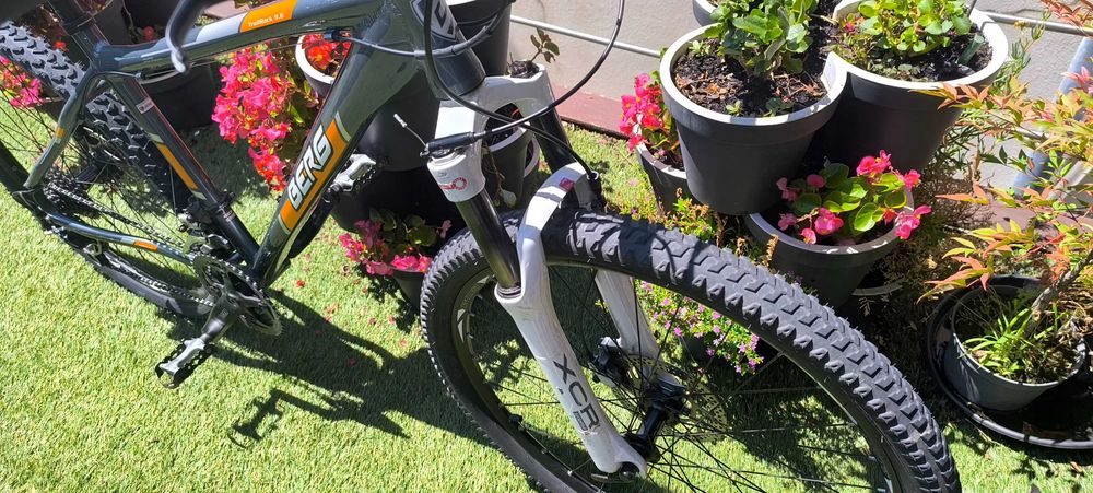 Bicicleta Berg Trailrock 9.6