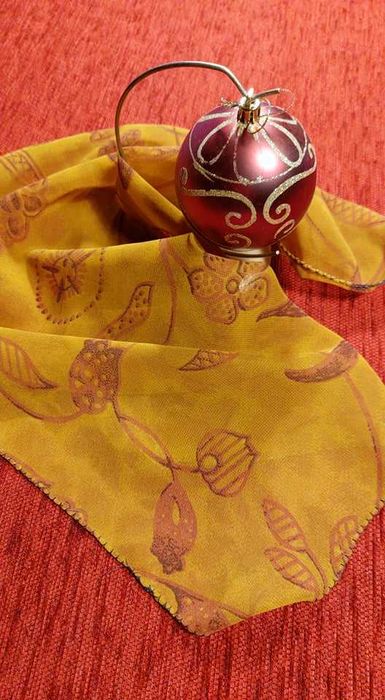 Brązowo ruda apaszka 47x49