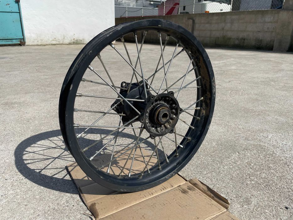 Peças Moto distintas [KTM; SUZUKI; HONDA; ...]