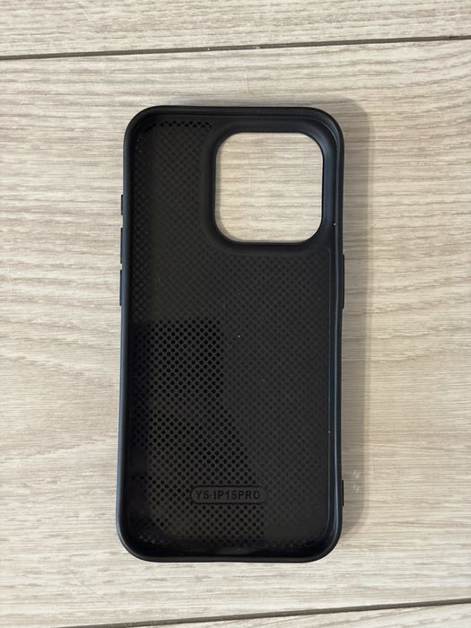 Чехол iPhone 15 Pro