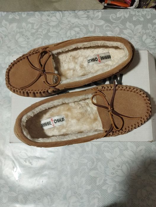 Мокасини-сліпони Minnetonka для жінок.Розмір 10.