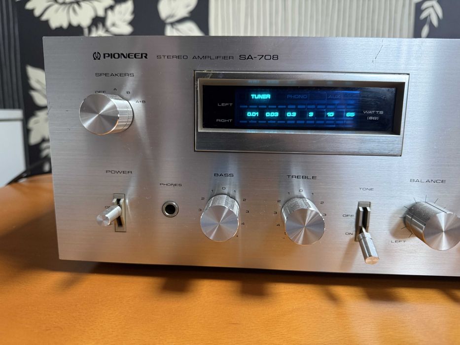 Pioneer  SA  708