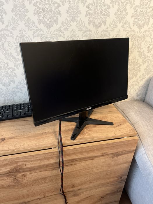 Монитор Acer G247HYL bidx — отличное состояние