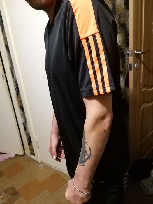 Adidas футболка originals