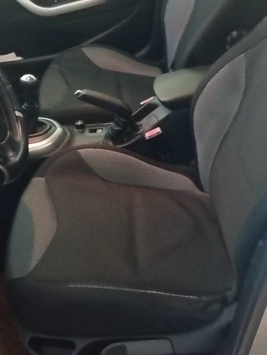 Peugeot 308 1.6 HDI 115cv versão sport com teto panorâmico de 2008 — photo 4