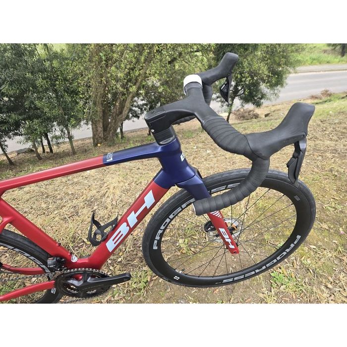 Bh rs1 ultegra di2 e rodas progress carbono