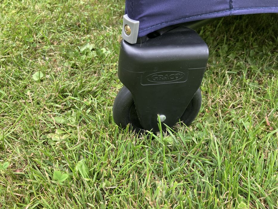 Łóżeczko turystyczne Graco Contour Electra z przewijakiem granatowe