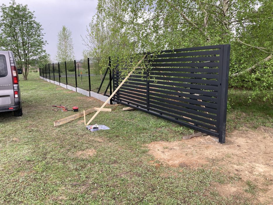 Bramy furtki ogrodzenia panelowe 2D/3D Palisadowe  Montaż Sprzedaż