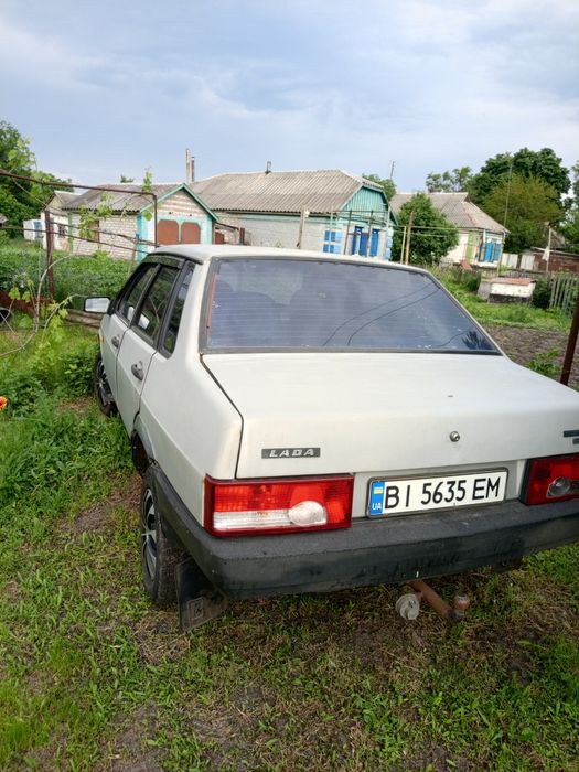 Продам ваз 21099