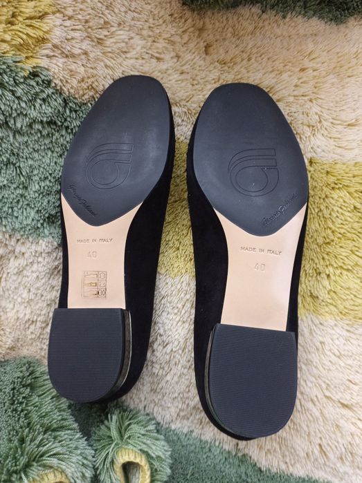 Продам женские туфли лодочки балетки Италия 40р 26 см