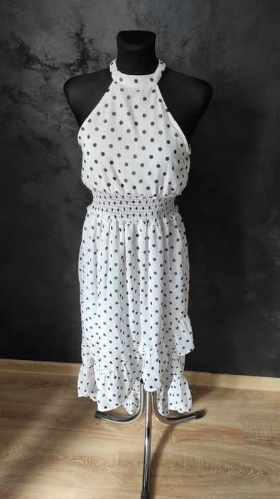 Letnia sukienka w groszki XS