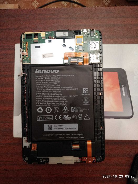 Продам напівробочий  планшет LENOVO A5500