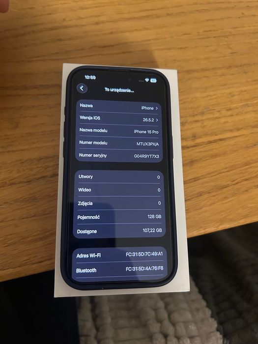 iPhone 15 Pro idealny stan